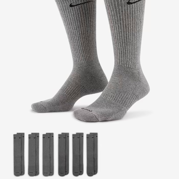 Nike 
Training Crew Socks (6 Pairs)
Nike Everyday Cushioned - Picture 5 of 7
